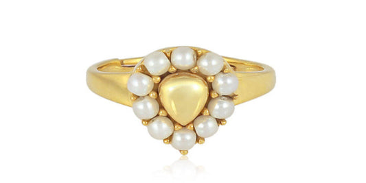 Pronged Pearly Signet Ring