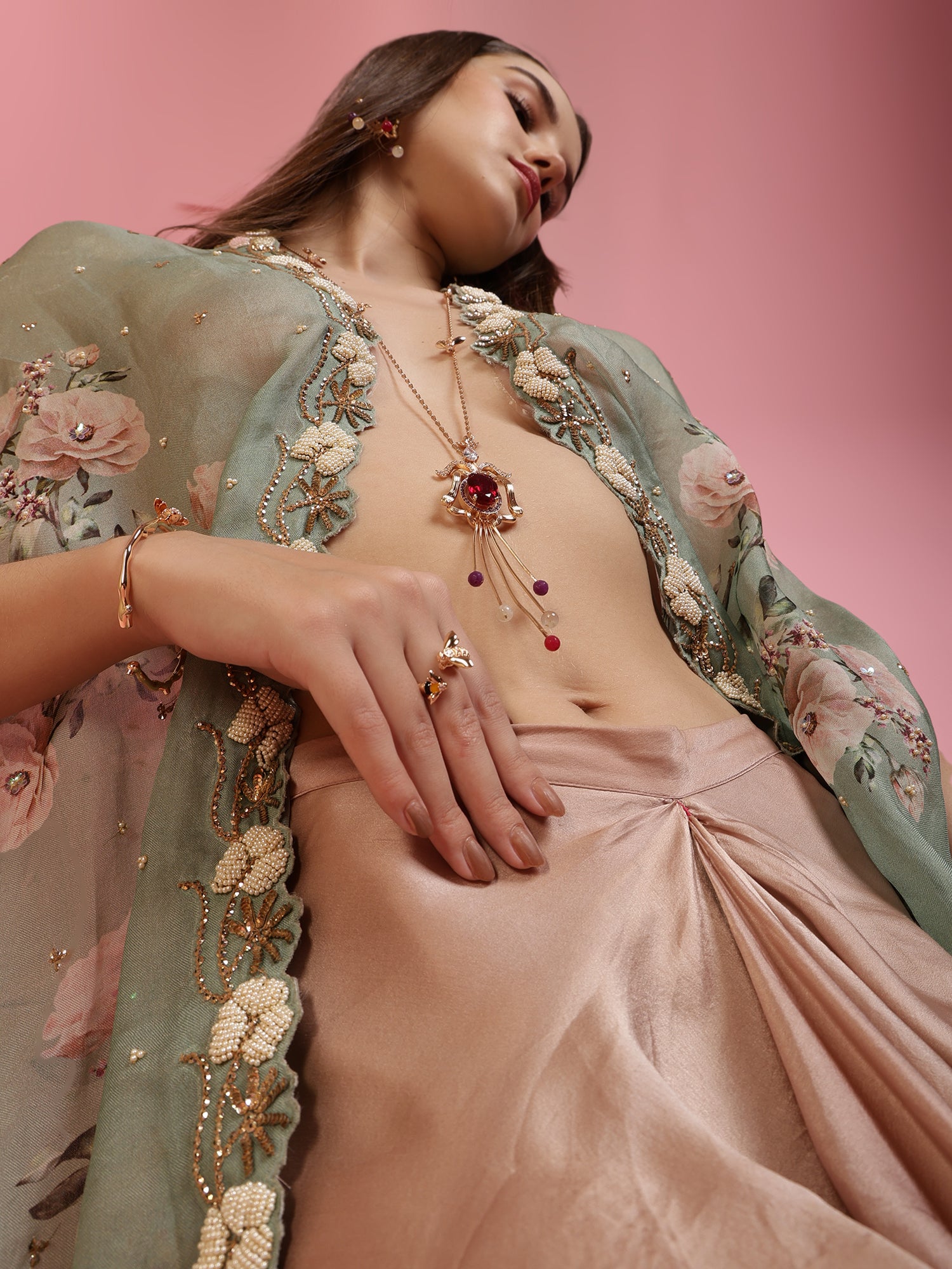 JewelX-crystal-Nature-inspired-Elegant-vine-Choker-style, Gift for her, Premium- jewelry, Gemstone-statement necklace