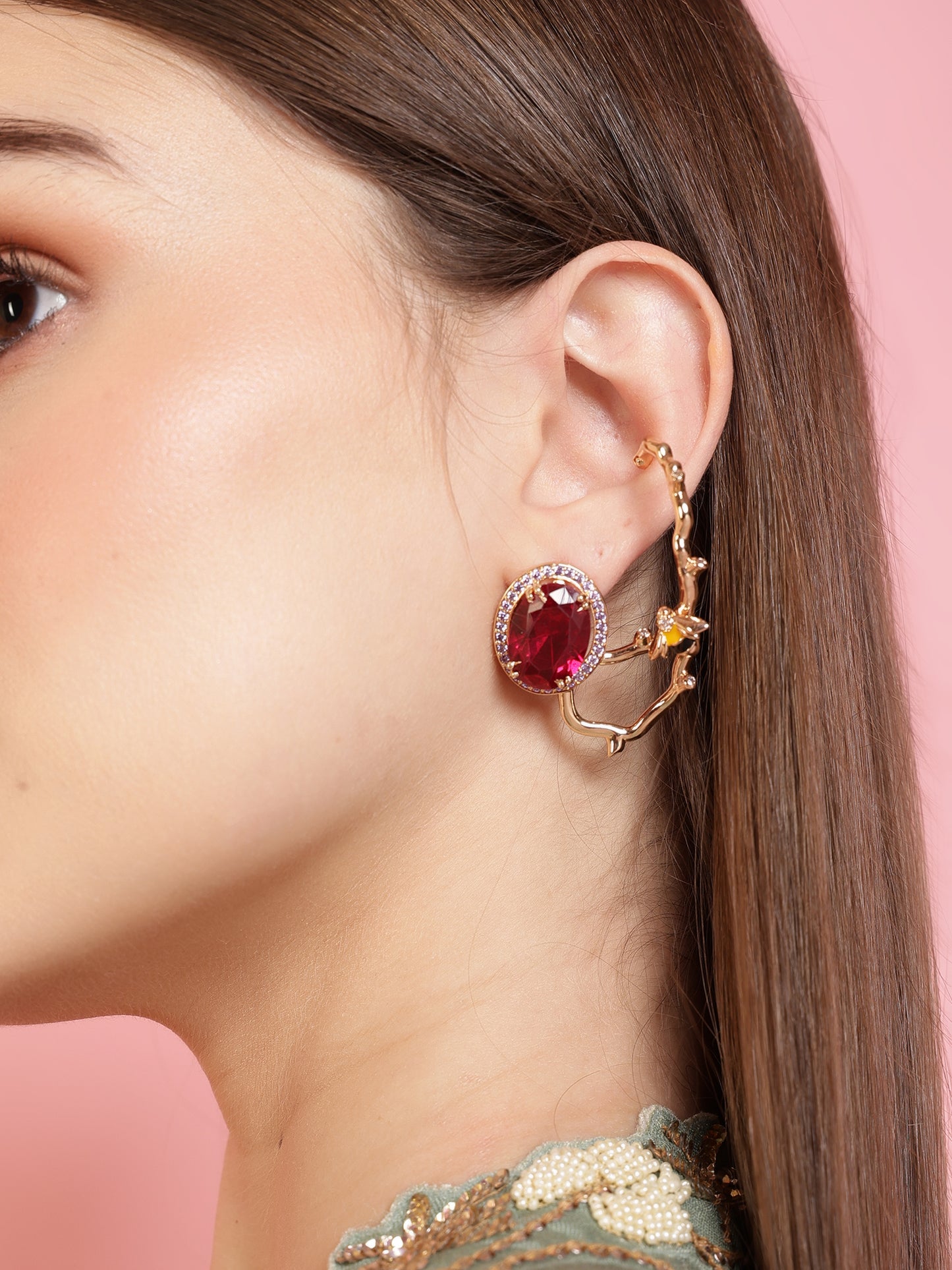 JewelX Perfect for high-fashion styling, occasions, and evening wear Gold-Plaited, Delhi-Jaipur, Hyderabad-Bangloar, Mumbai-Goa, 