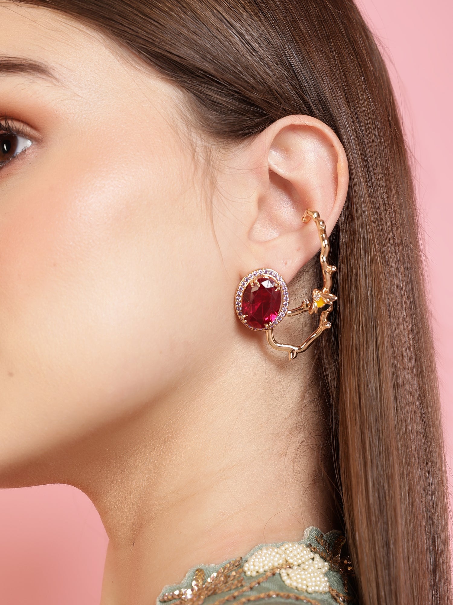 JewelX Perfect for high-fashion styling, occasions, and evening wear Gold-Plaited, Delhi-Jaipur, Hyderabad-Bangloar, Mumbai-Goa, 